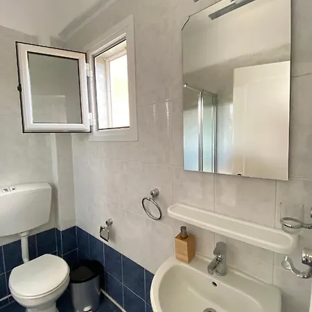 Magnolia شقة Vrasná